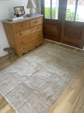 Load image into Gallery viewer, Turkish Taspinar 4’4” x 6’8” Scatter Rug