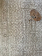 Load image into Gallery viewer, Vintage Tabriz 8’10” x 11’1”