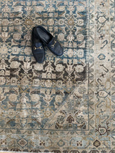 Load image into Gallery viewer, Antique Malayer 4’6” x 6’8” Scatter Rug