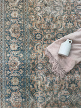 Load image into Gallery viewer, Vintage Tabriz 9’4” x 12’8”
