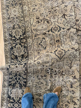 Load image into Gallery viewer, Vintage Turkish 8’3” x 10’8”
