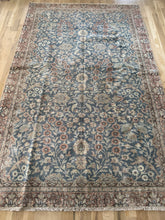 Load image into Gallery viewer, Vintage Turkish 5’7” x 8’11”
