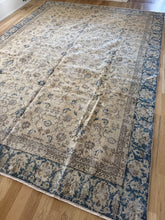 Load image into Gallery viewer, Vintage Turkish 7’11” x 11’1”
