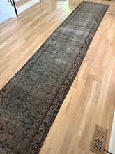 Load image into Gallery viewer, Antique Malayer 3’ x 15’6”
