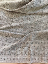 Load image into Gallery viewer, Antique Doroksh 8’1” x 10’9”
