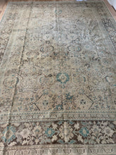 Load image into Gallery viewer, Vintage Mahal 8’7” x 11’6”
