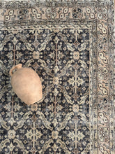 Load image into Gallery viewer, Vintage Turkish 6’6” x 10’
