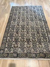 Load image into Gallery viewer, Vintage Turkish 3’8” x 6’
