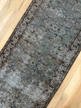 Load image into Gallery viewer, Antique Malayer 3’ x 15’6”
