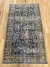 Load image into Gallery viewer, Vintage Turkish 3’9” x 6’6”

