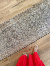 Load image into Gallery viewer, Vintage Tabriz 2’5” x 10’10”
