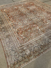 Load image into Gallery viewer, Antique Mahal 10’10” x 12’
