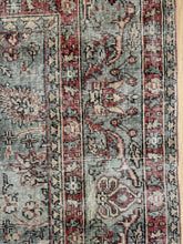 Load image into Gallery viewer, Vintage Turkish 9’3” x 12’8”
