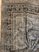 Load image into Gallery viewer, Antique Mahal 7’6” x 10’4”
