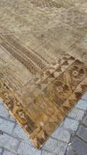 Load image into Gallery viewer, Custom Sourced 11’8” x 13’9” Kars Rug
