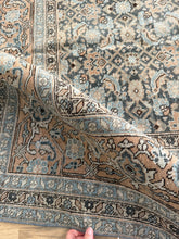 Load image into Gallery viewer, Vintage Tabriz 6’11” x 9’10”
