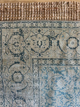 Load image into Gallery viewer, Antique Tabriz 7’10” x 11’6”
