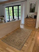 Load image into Gallery viewer, Vintage Turkish 3’9” x 7’
