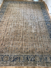 Load image into Gallery viewer, Vintage Turkish 9’4” x 12’10”
