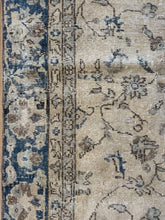 Load image into Gallery viewer, Vintage Turkish 7’11” x 11’1”
