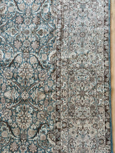 Load image into Gallery viewer, Vintage Doroksh 9’6” x 13’7”
