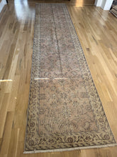 Load image into Gallery viewer, Vintage Turkish 3’1” x 12’11”
