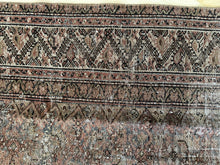 Load image into Gallery viewer, Antique Malayer 4’6” x 9’5”
