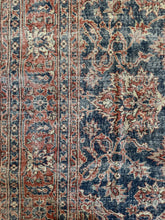 Load image into Gallery viewer, Vintage Isparta 8’1” x 10’11”
