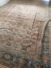 Load image into Gallery viewer, Antique Mahal 10’ x 13’8”
