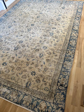 Load image into Gallery viewer, Vintage Turkish 7’11” x 11’1”
