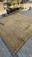 Load image into Gallery viewer, Custom Sourced 11’8” x 13’9” Kars Rug
