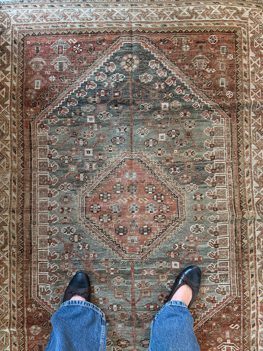 Antique Siraz 3’6” x 5’ scatter rug jewel tones
