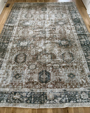 Load image into Gallery viewer, Antique Karaja Area Rug 8’1” x 11’5”
