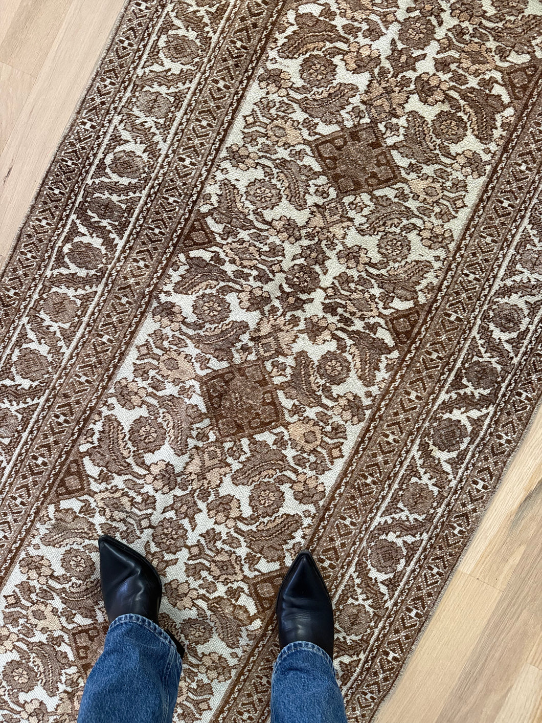 Vintage Persian 3’ x 9’6”