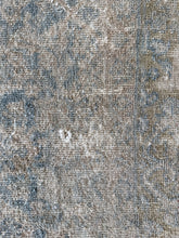 Load image into Gallery viewer, Antique Tabriz 4’8” x 5’10”

