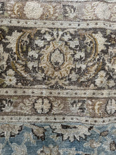 Load image into Gallery viewer, Vintage Doroksh 10’ x 12’10”
