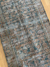 Load image into Gallery viewer, Antique Malayer 3’2” x 11’7”
