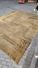 Load image into Gallery viewer, Custom Sourced 11’8” x 13’9” Kars Rug
