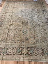 Load image into Gallery viewer, Vintage Mahal 8’7” x 11’6”
