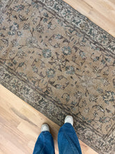 Load image into Gallery viewer, Vintage Turkish 3’8” x 6’11”
