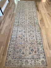 Load image into Gallery viewer, Vintage Turkish 3’1” x 10’9”
