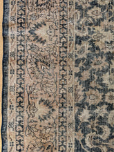 Load image into Gallery viewer, Vintage Oushak 7’4” x 11’2”
