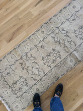 Load image into Gallery viewer, Vintage Turkish 2’3” x 6’11”
