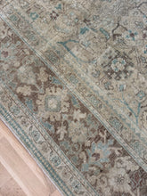 Load image into Gallery viewer, Vintage Mahal 8’7” x 11’6”
