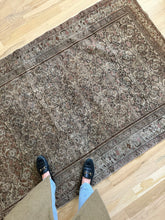 Load image into Gallery viewer, Antique Malayer 4’3” x 6’9”
