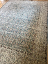 Load image into Gallery viewer, Vintage Doroksh 9’6” x 13’7”
