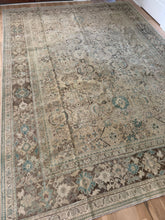 Load image into Gallery viewer, Vintage Mahal 8’7” x 11’6”
