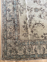 Load image into Gallery viewer, Vintage Turkish 8’ x 11’10”

