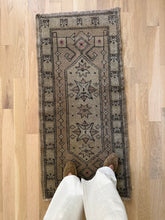 Load image into Gallery viewer, Vintage Mini Rug 1’11” x 4’1”
