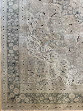 Load image into Gallery viewer, Vintage Persian 6’11” x 9’
